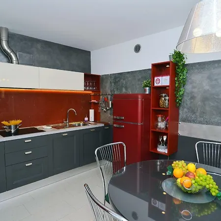 Ivone - 5 Stars Apartmán