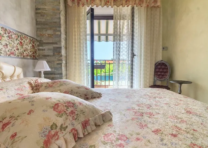 Ivone - 5 Stars Appartement *